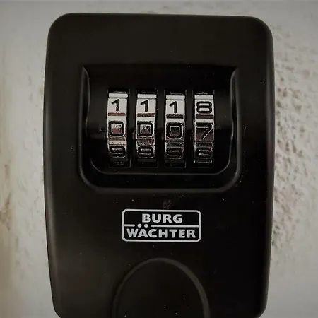 Karmen's Two * Split