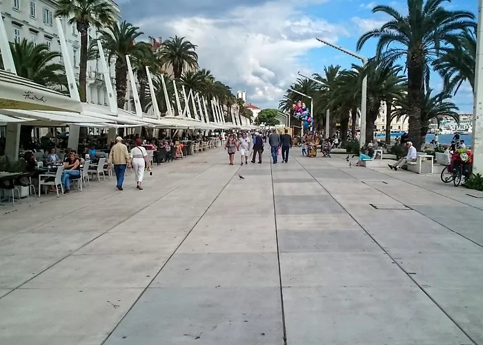 Апартаменты Karmen's Two *