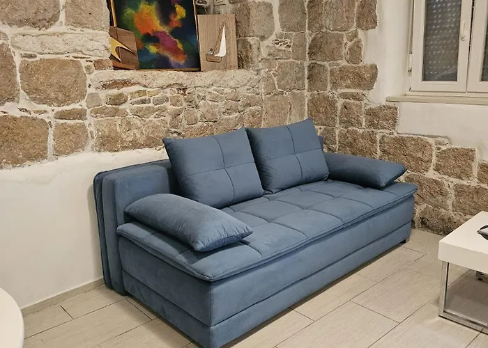 Karmen's Two Сплит