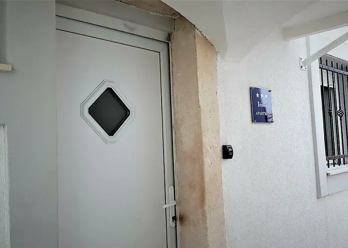 Karmen's Two Сплит