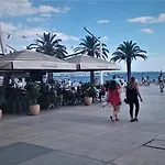Karmen's Two Split